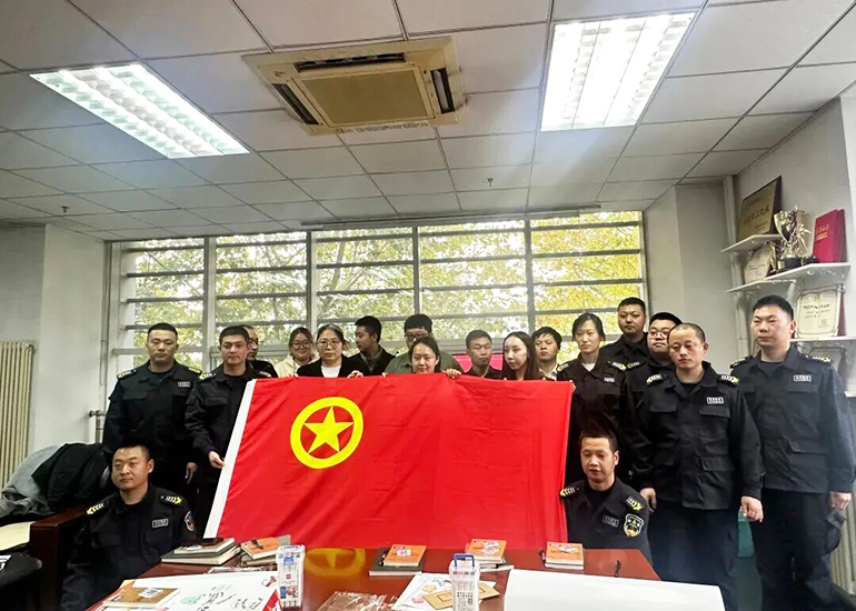 44 afa5f32e.jpg 44 afa5f32e.jpg