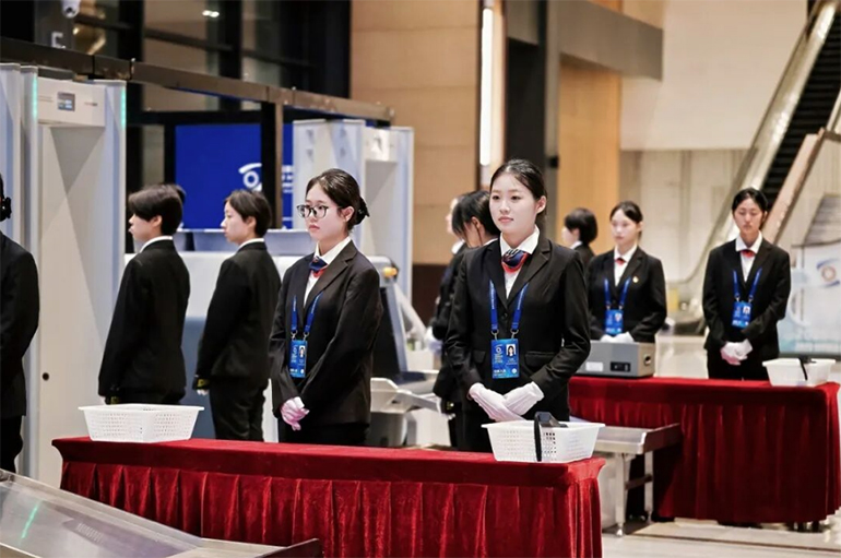 44屏幕快照 2025-11-13 上午9.57.01副本.jpg 44屏幕快照 2025-11-13 上午9.57.01副本.jpg