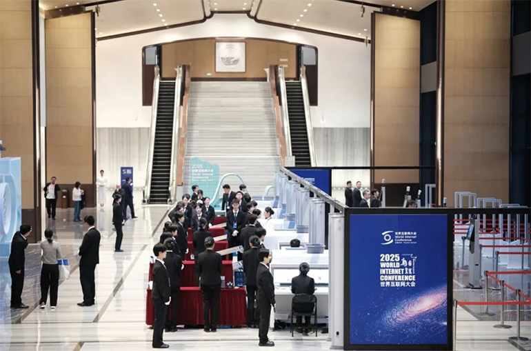 77屏幕快照 2025-11-13 上午9.57.41副本.jpg 77屏幕快照 2025-11-13 上午9.57.41副本.jpg