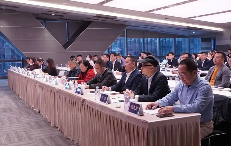 2 70ffab276820.jpg 2 70ffab276820.jpg