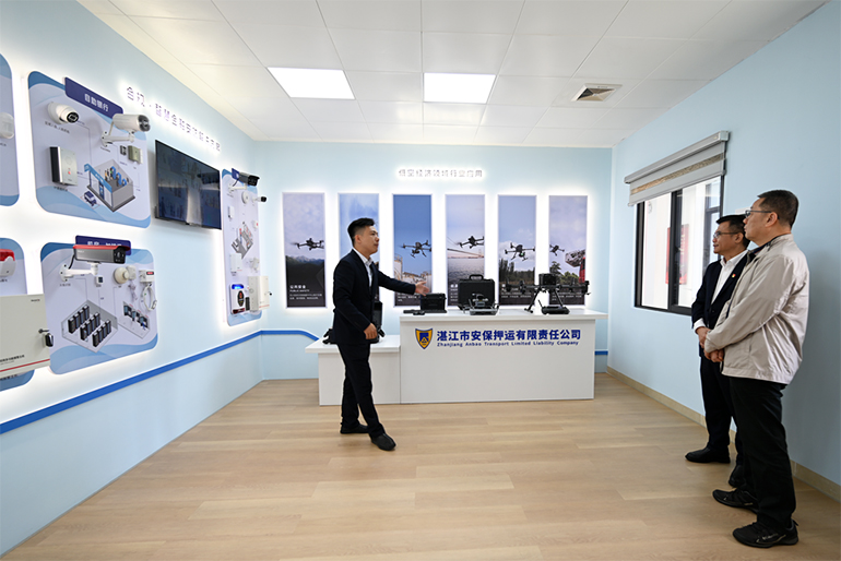 6 da99efe32c646b95副本.jpg