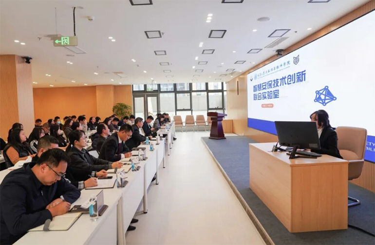 2-2屏幕快照 2025-12-30 上午9.25.11副本.jpg