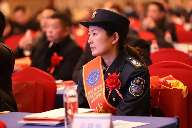 4 176c743633210.jpg 4 176c743633210.jpg