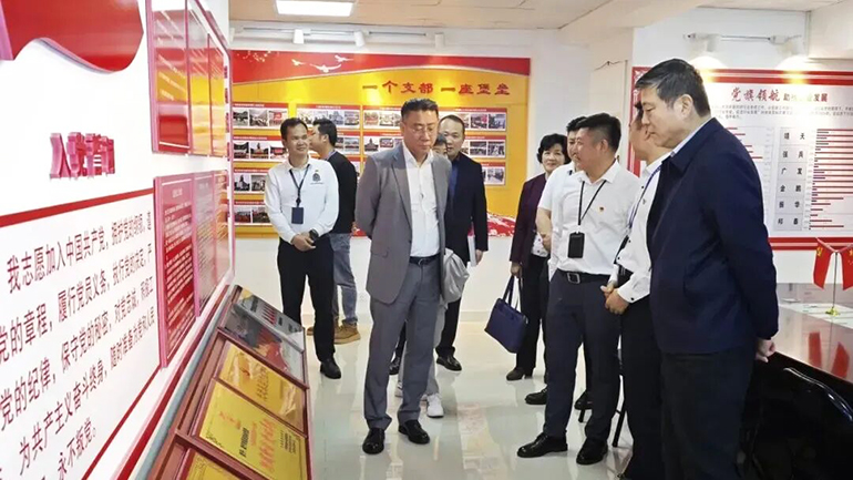 2 ee6077e357d040.jpg