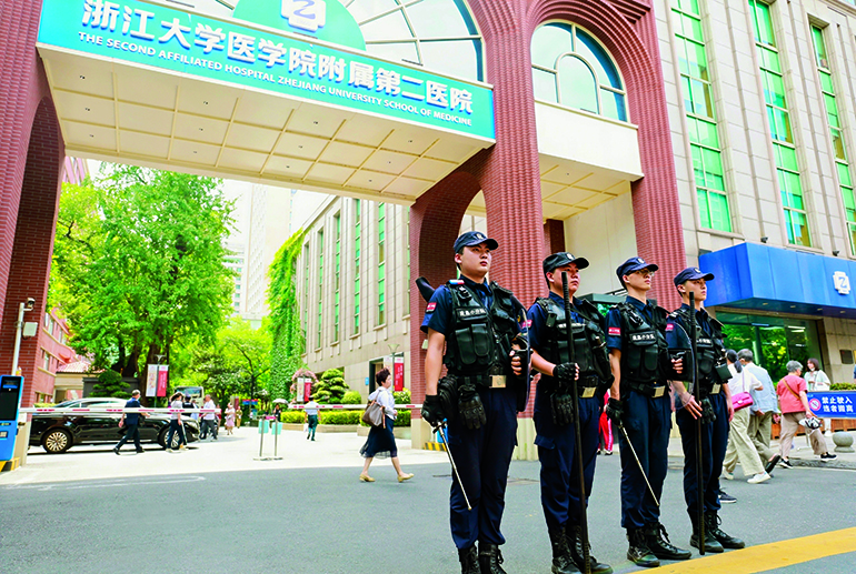 2医院执勤.jpg