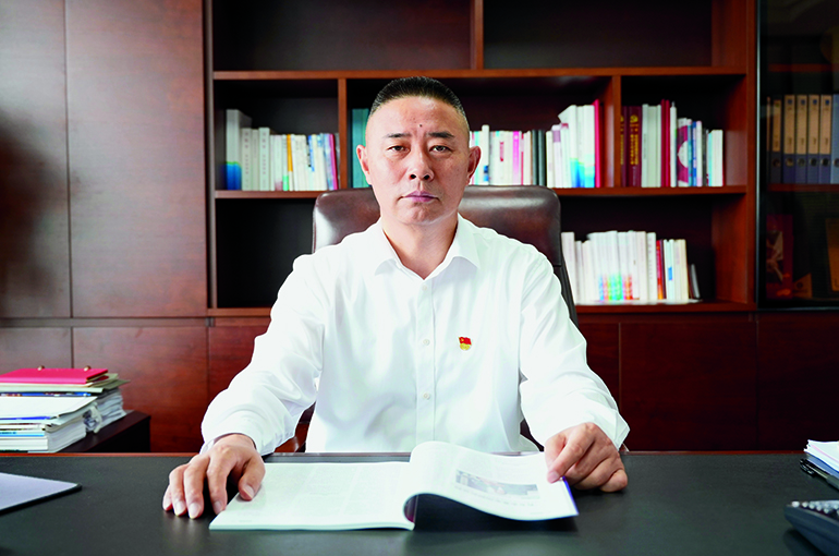 赵爱忠.jpg